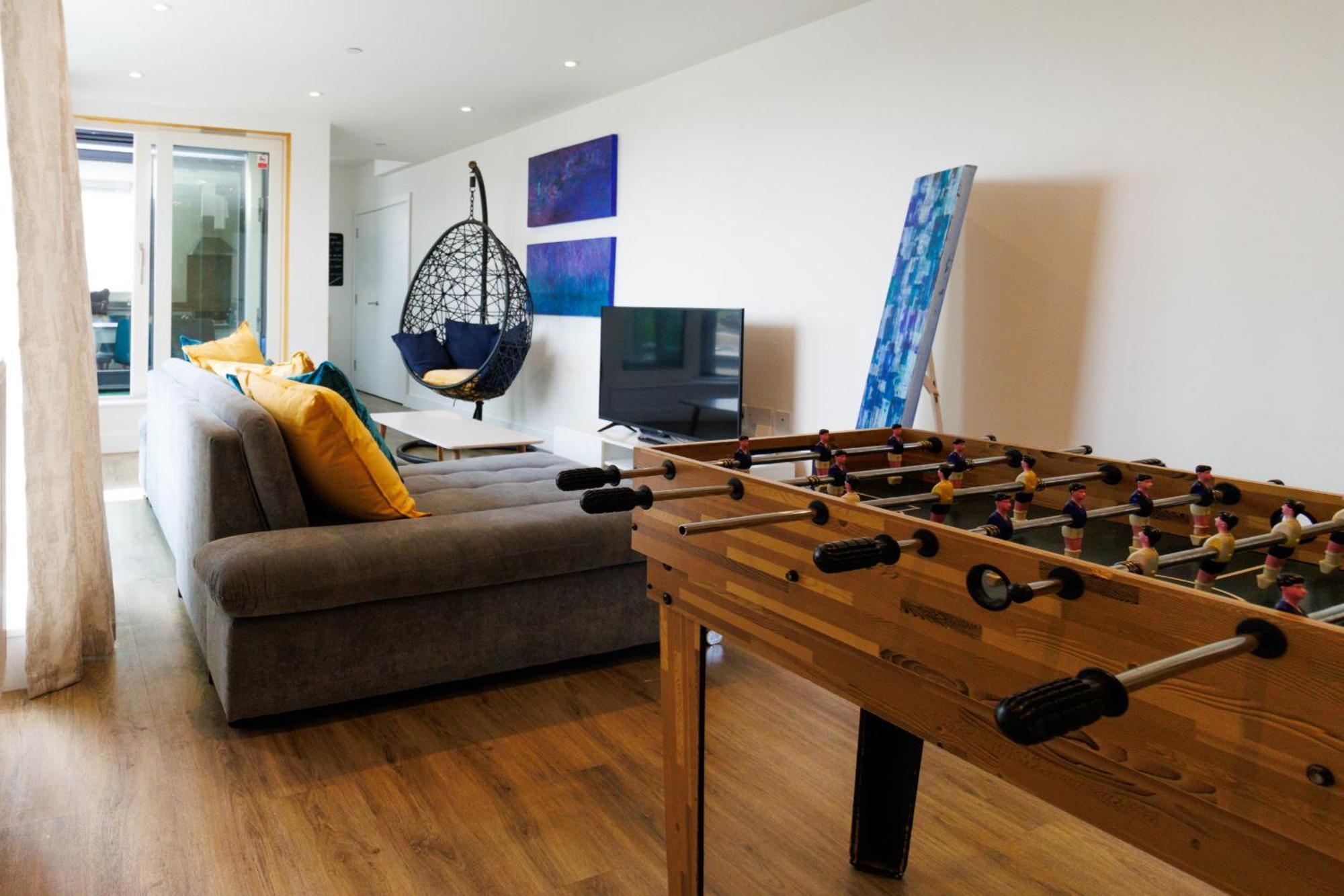City Centre, Sleeps 7, Stunning Views & Parking, Interconnected Rooms Long Stay Work Contractor Leisure, Diamond Penthouse CBG Buitenkant foto
